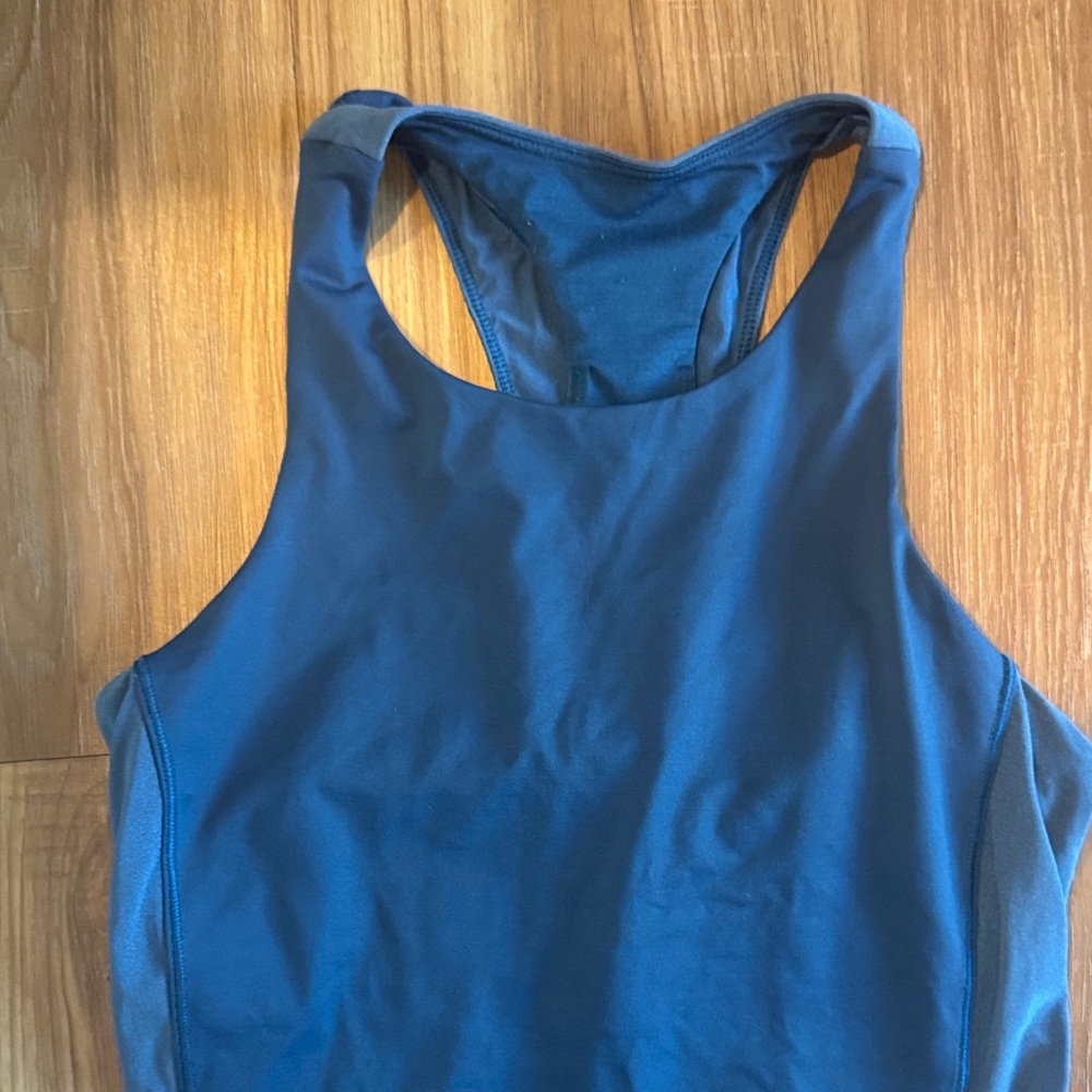 Lululemon Racerback mesh Tank Top - Picture 2 of 5
